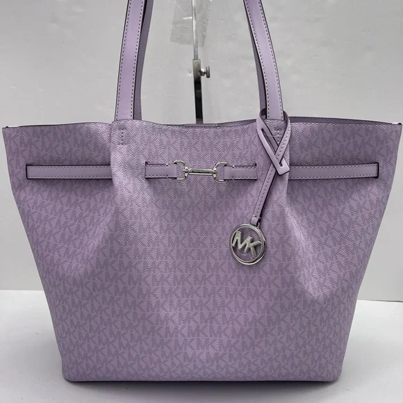 MICHAEL KORS Carson Large Signature Logo CZ Shoulder Tote Bag
Light Quartz
NWT - Picture 9 of 16